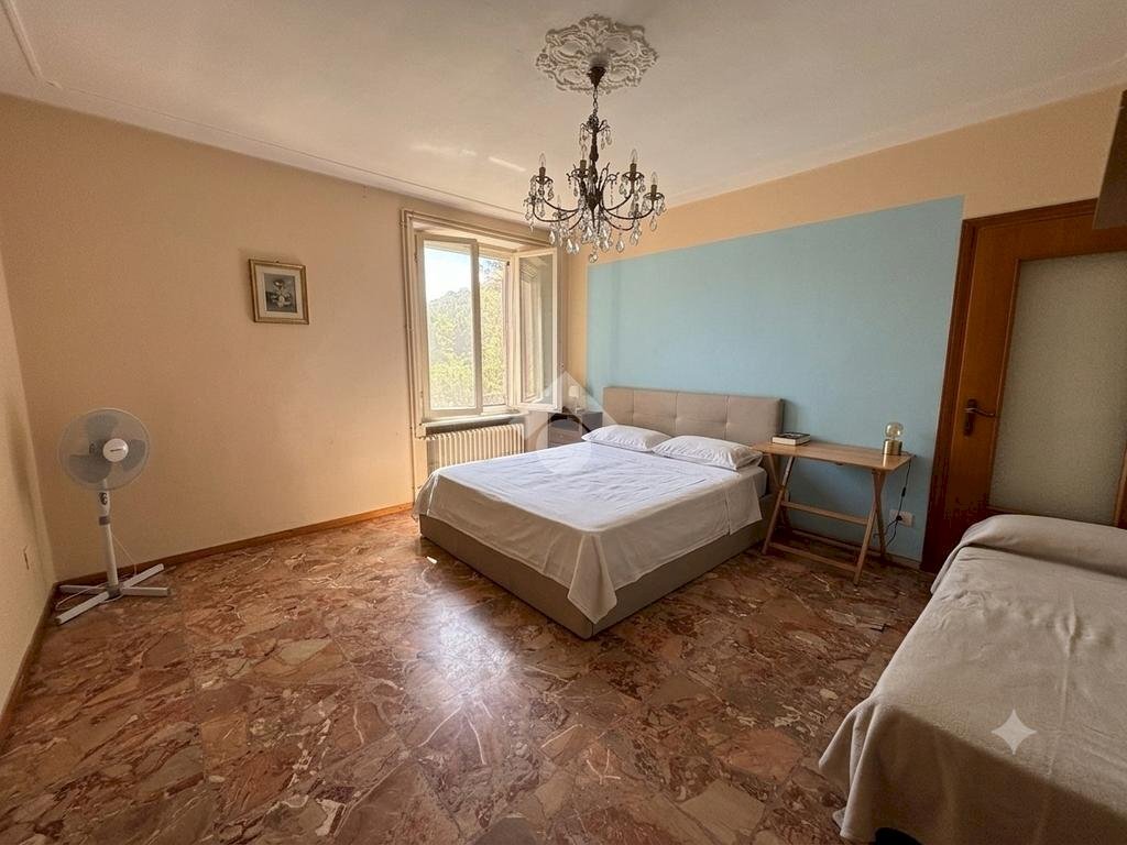 Four-room apartment Via Valtermina, Traversetolo - photo 1