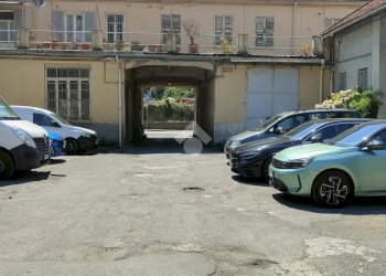 Warehouse Via faliero vezzani, Genova (neighborhood Certosa) - photo 27