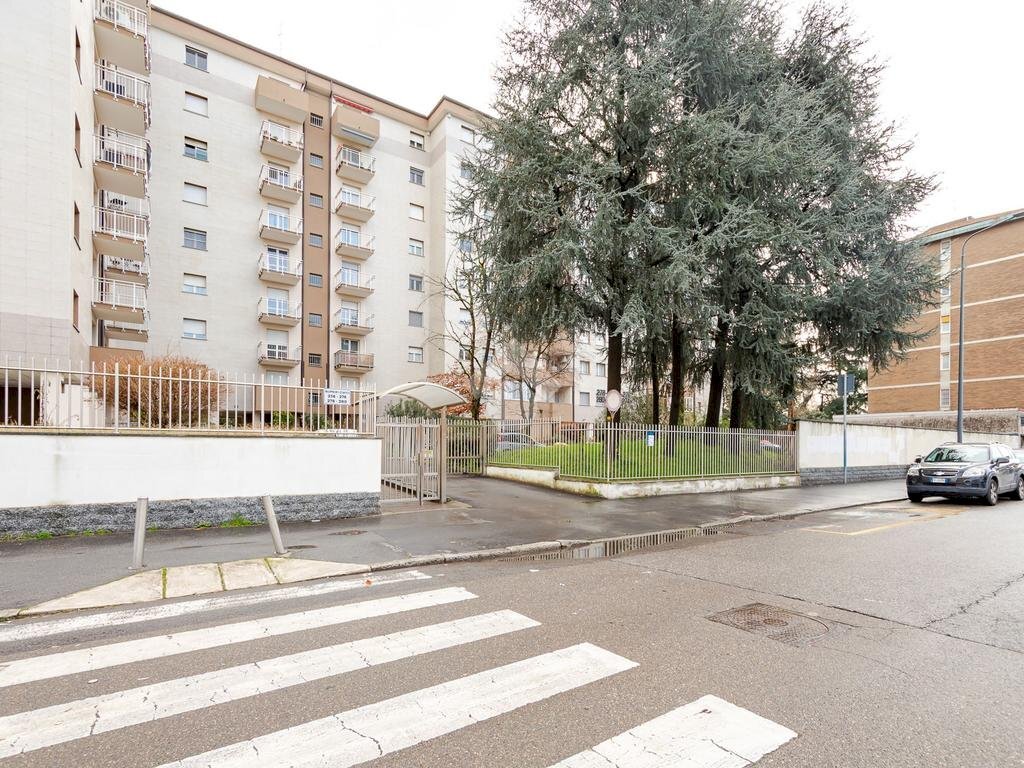 Four-room apartment Viale Suzzani, Milano (neighborhood Bicocca) - photo 1