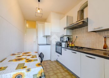 Four-room apartment Viale Suzzani, Milano (neighborhood Bicocca) - photo 8