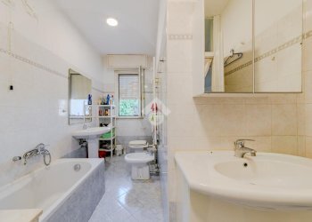 Four-room apartment Viale Suzzani, Milano (neighborhood Bicocca) - photo 13