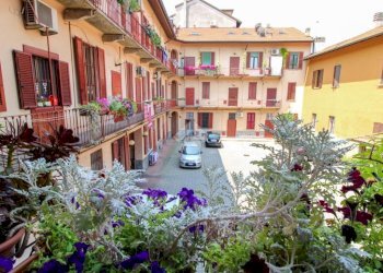 Two-room apartment Via oroboni, Milano (neighborhood Bruzzano) - photo 1
