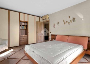 Four-room apartment Via Piero Bottoni, Milano (neighborhood Vigentino) - photo 20