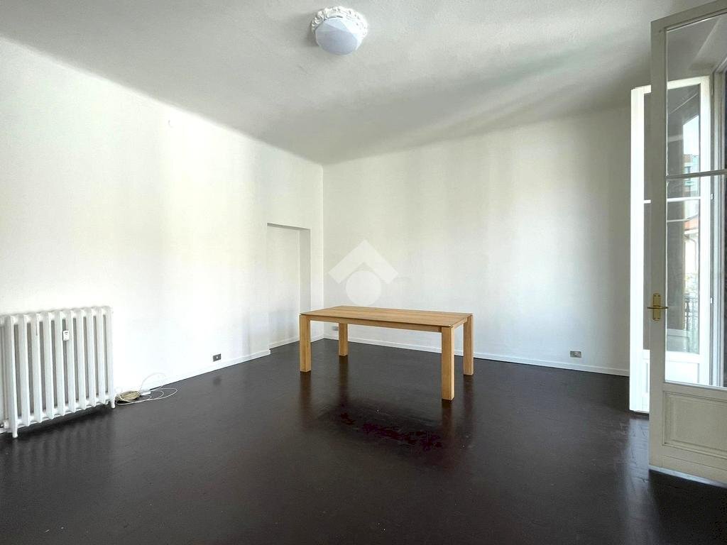 Four-room apartment Via Ercole Ferrario, Milano (neighborhood Washington) - photo 3