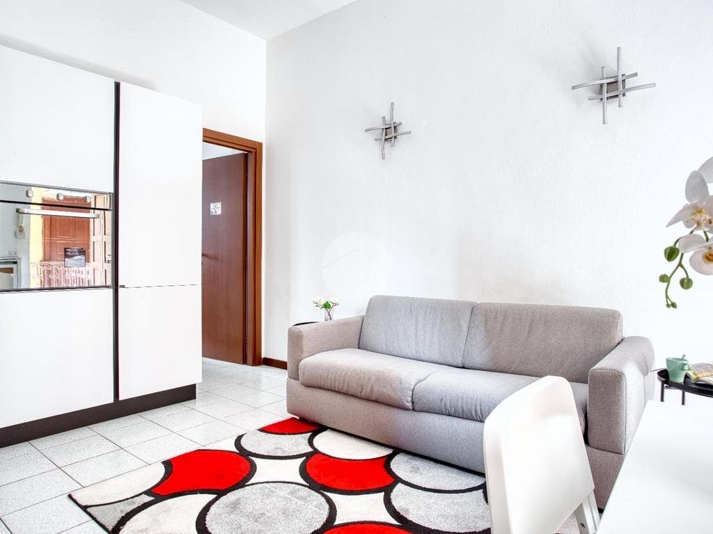 Two-room apartment Via Pietro Borsieri, Milano (neighborhood Isola) - photo 2