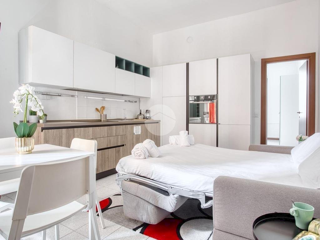 Two-room apartment Via Pietro Borsieri, Milano (neighborhood Isola) - photo 3
