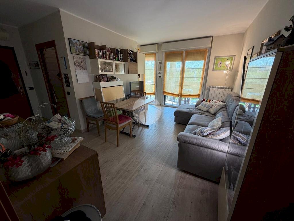 Three-room apartment Via Ettore Ponti, Milano (neighborhood Barona) - photo 3