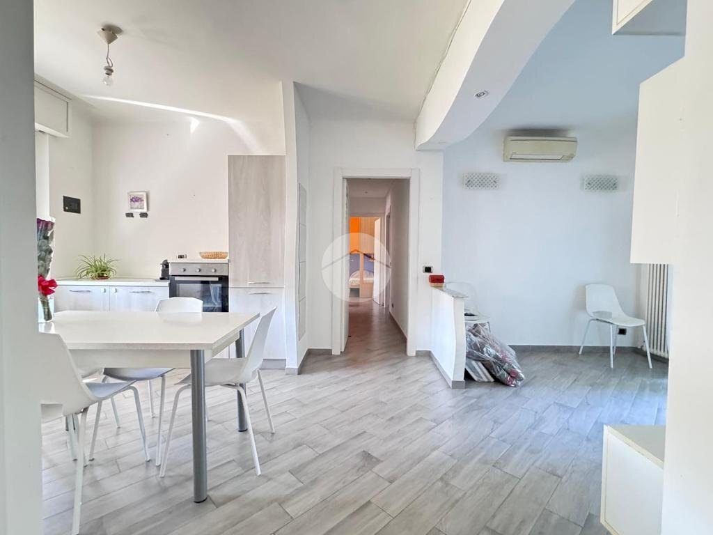 Three-room apartment Via Chiari, Milano - photo 1