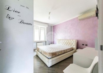 Three-room apartment Via Chiari, Milano - photo 15