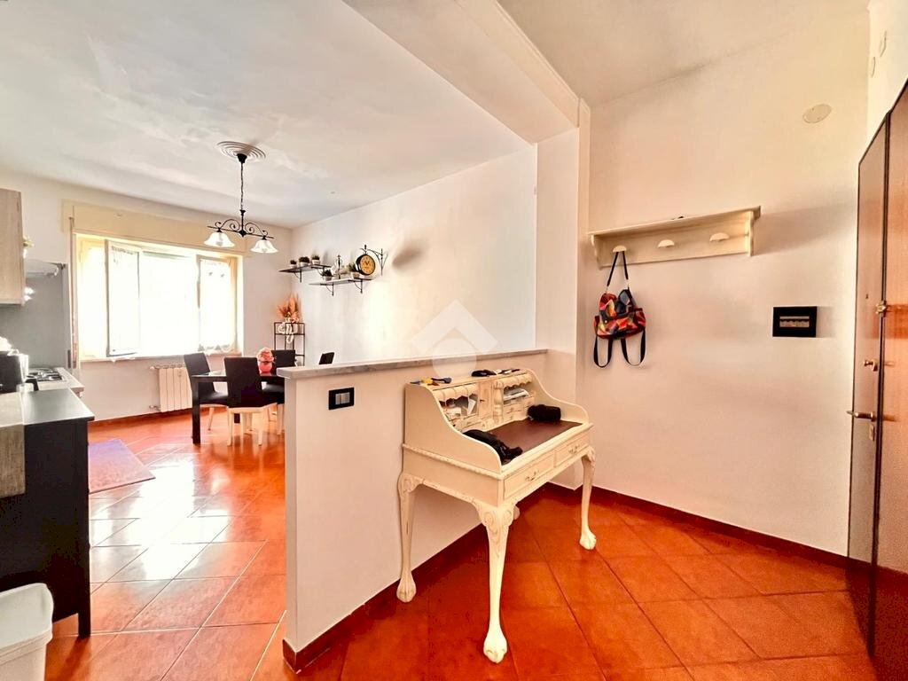Three-room apartment Via Gio Batta Valle, La Spezia (neighborhood Ospedale) - photo 2