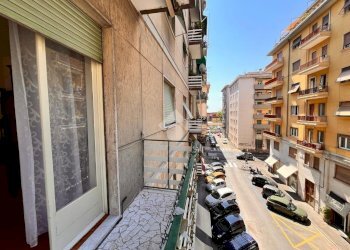 Three-room apartment Via Gio Batta Valle, La Spezia (neighborhood Ospedale) - photo 11