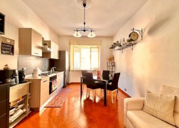 Three-room apartment Via Gio Batta Valle, La Spezia (neighborhood Ospedale) - photo 25