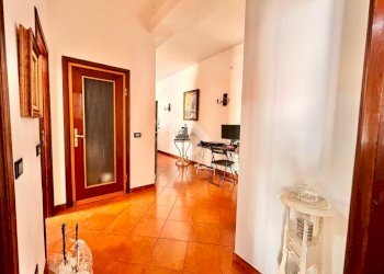 Three-room apartment Via Gio Batta Valle, La Spezia (neighborhood Ospedale) - photo 35