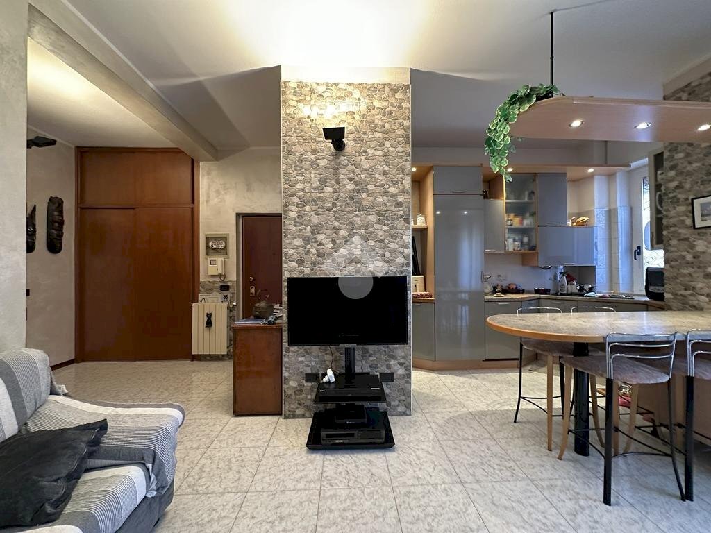 Two-room apartment Via Monte Grappa, Carugate - photo 2