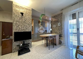 Two-room apartment Via Monte Grappa, Carugate - photo 12