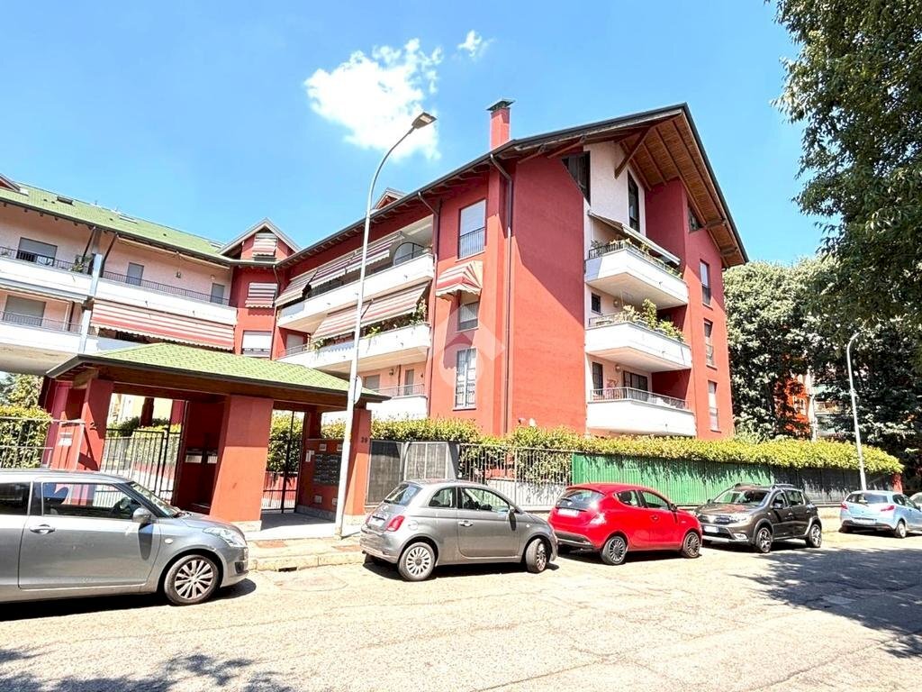 Three-room apartment Via Ghisolfa, Rho - photo 2