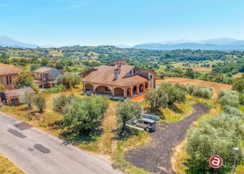 Foto 1 - Villa Via Girate
 
4, Ripi - photo 1