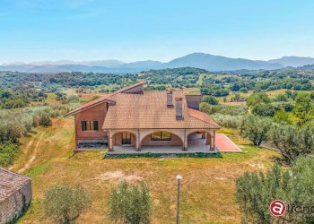 Foto 4 - Villa Via Girate
 
4, Ripi - photo 4