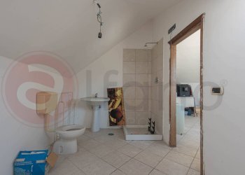 Foto 47 - Stable - Palace Via Giuseppe Saragat
 
7, Pontecorvo - photo 47