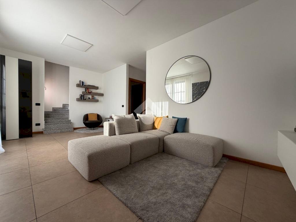 Terraced Villa Via Sant'Antonio, Pessano con Bornago - photo 2