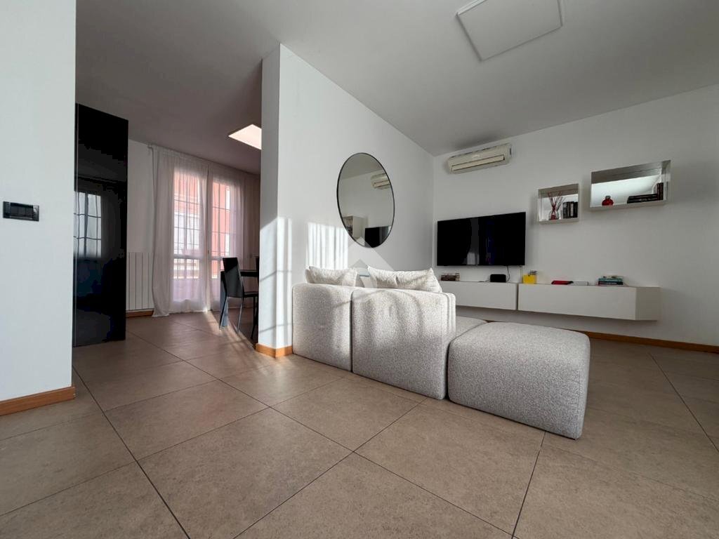 Terraced Villa Via Sant'Antonio, Pessano con Bornago - photo 3