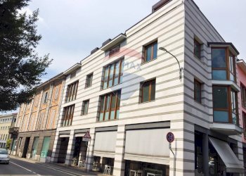 Edificio all\'aperto - Ufficio Corso XXV Aprile
1, Gallarate - foto 2