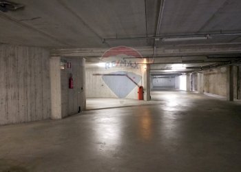 Parcheggio - Ufficio Corso XXV Aprile
1, Gallarate - foto 10