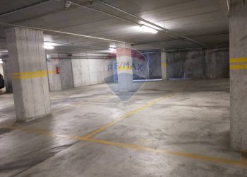 terzo piano interrato posti auto - Ufficio Corso XXV Aprile
1, Gallarate - foto 11