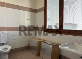 Bagno - Ufficio Corso XXV Aprile
1, Gallarate - foto 24
