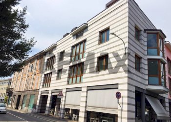 Edificio all\'aperto - Box Corso XXV Aprile
 
snc, Gallarate - photo 1
