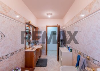 Bagno - Appartamento Via Tenente Cataldo
 
7, Caltagirone - foto 7