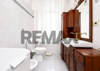 Bagno - Four-room apartment Via Vittorio Emanuele
 
328, Aci Catena - photo 18