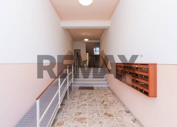 Ricezione / Lobby - Quadrilocale Via Vincenzo Bellini
 
43, Acireale - foto 7