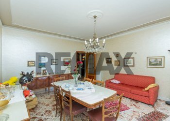 Sala da pranzo - Quadrilocale Via Vincenzo Bellini
 
43, Acireale - foto 21