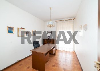 Ufficio - Appartamento via del risorgimento
 
15, Motta Sant'Anastasia - foto 11