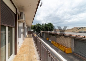 Balcone - Appartamento via del risorgimento
 
15, Motta Sant'Anastasia - foto 14