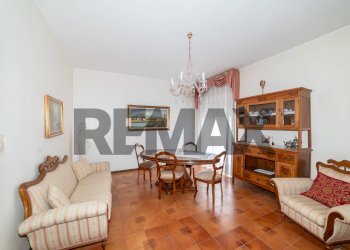 Sala da pranzo - Appartamento via del risorgimento
 
15, Motta Sant'Anastasia - foto 22