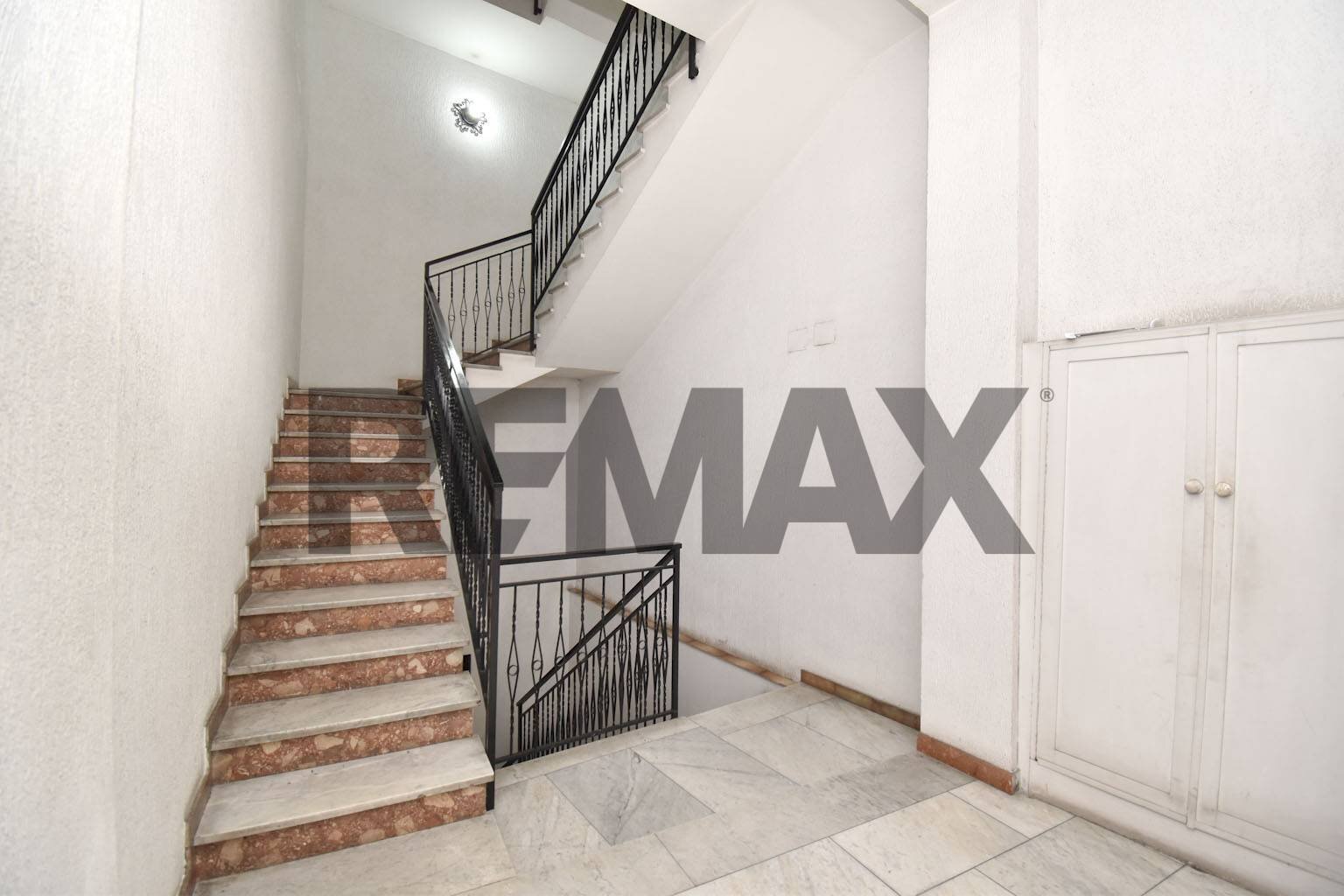 Scale - Four-room apartment Via XIX Traversa
 
147, Belpasso - photo 3