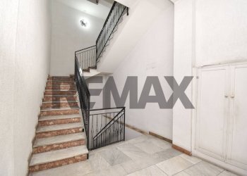 Scale - Four-room apartment Via XIX Traversa
 
147, Belpasso - photo 3