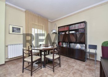 Sala da pranzo - Four-room apartment Via XIX Traversa
 
147, Belpasso - photo 7