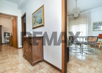 Hall / corridoio - Four-room apartment Via XIX Traversa
 
147, Belpasso - photo 10