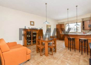 Sala da pranzo - Four-room apartment Via XIX Traversa
 
147, Belpasso - photo 26