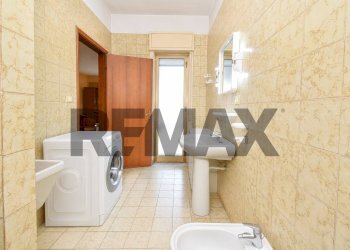 Bagno - Four-room apartment Via XIX Traversa
 
147, Belpasso - photo 32