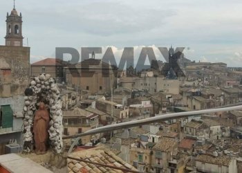 Balcone - Three-room apartment Corso vittorio Emanuele
 
77, Caltagirone - photo 10