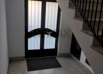 Scale - Bilocale Via Maenza
9, Paterno - foto 6