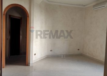 Stanza vuota - Trilocale Via Maenza
9, Paterno - foto 2