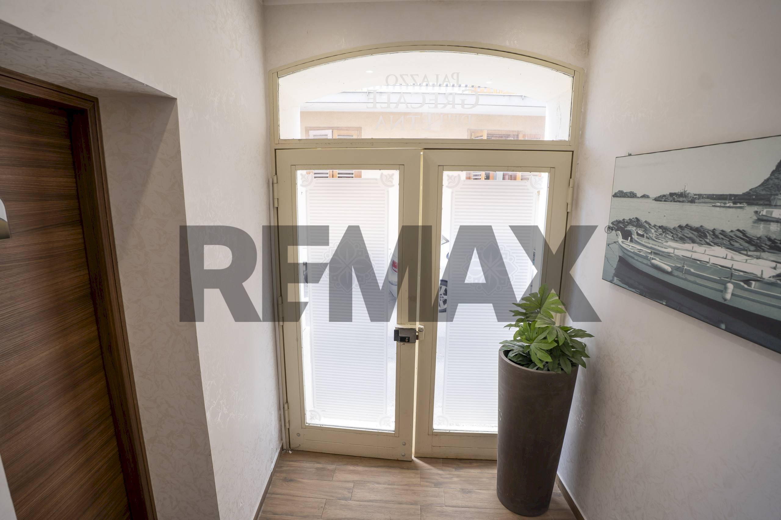 Hall / corridoio - Casa indipendente Via madonna delle grazie
 
41, Aci Sant'Antonio - foto 1