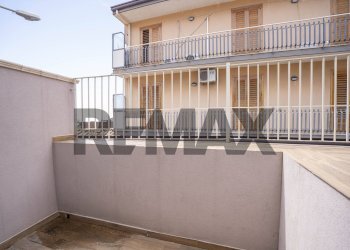 Balcone - Casa indipendente Via madonna delle grazie
 
41, Aci Sant'Antonio - foto 21