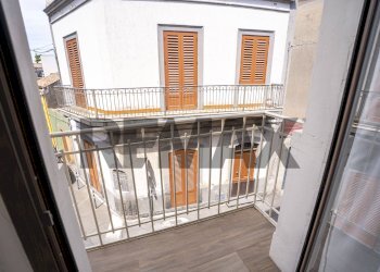 Balcone - Casa indipendente Via madonna delle grazie
 
41, Aci Sant'Antonio - foto 39