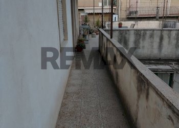 Balcone - Appartamento Via Caltanissetta
 
2, Caltagirone - foto 6